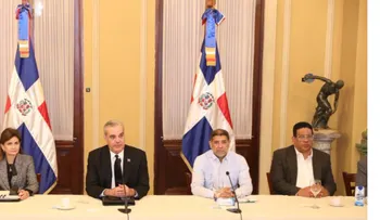 Abinader da seguimiento a daños del fenómeno Melissa