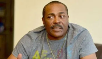 Hospitalizan, expelotero Pedro Guerrero 