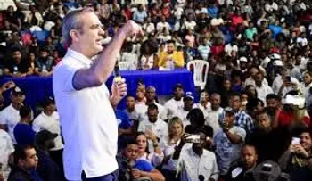 Abinader: los peledeístas son expertos en campaña sucia