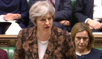Theresa May anuncia sanciones contra Rusia: congela contactos de alto nivel con Moscú
