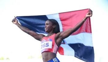 Liranyi Alonso, la velocista dominicana que suma récords y oros rumbo a la élite
