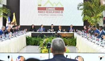 JCE realiza "Cumbre sobre el marco regulatorio de la precampaña y campaña electoral" con organizaciones políticas  