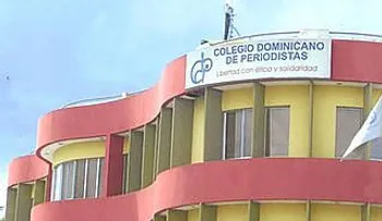 Charla sobre educación financiera