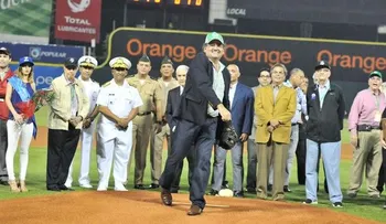 Los Tigres derrotan 9-3 a los Leones 