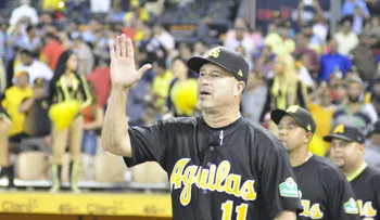 Aguilas tendrán peloteros que vuelan en las bases; Camargo quiere jugar, pero...