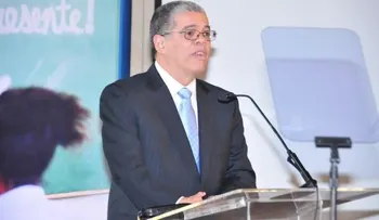 Ministro de Educación resalta en rendición de cuentas aumentos salariales y Tanta Extendida