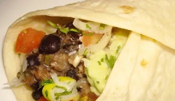 ¿Cómo preparar burritos mexicanos? (Video)