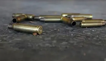 Raso de la Policía mata a tiros a compañero dentro de cuartel en Sabana de la Mar