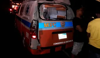 Muere chofer de ambulancia de Obras Publicas impactada por una patana