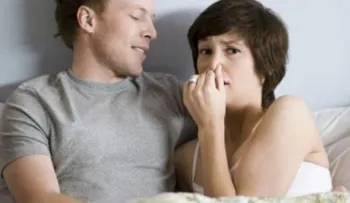 Dicho por la ciencia, oler las flatulencias de tu pareja te hará vivir más años