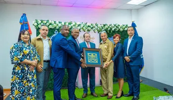 CODIA entrega reconocimiento al ministro Administrativo de la Presidencia José Ignacio Paliza