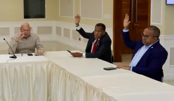 Senado aprueba titulación y protege dunas de Baní