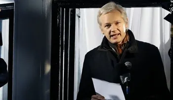 Assange confunde con anuncio de que dejará embajada ecuatoriana