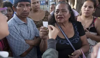 Suman 28 niñas muertas durante incendio en albergue de Guatemala