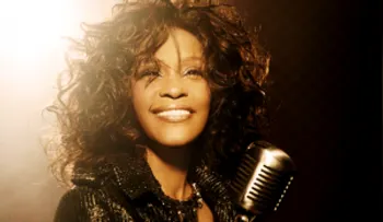 Exnovio de hija de Whitney Houston, legalmente responsable de su muerte