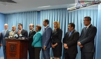 Gobierno estaría negociando reelección por reelección en el Congreso