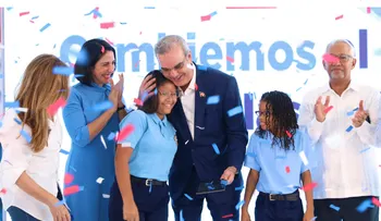 Abinader llama sectores a trabajar en un pacto por la Calidad Educativa