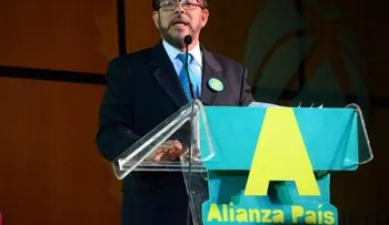 Moreno llama a votar masivamente para derrotar la reelección 