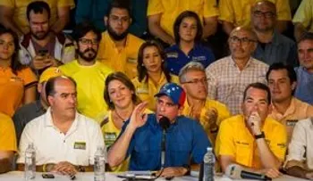 Capriles pide a Maduro hablar de culpabilidad por drogas de sobrinos en EEUU