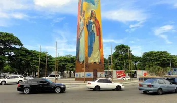 Una hombre muere calcinado al chocar vehículo en el malecón de SD