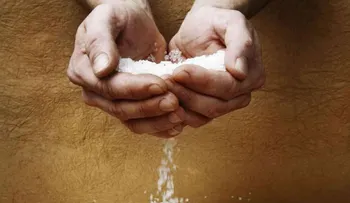 Este domingo 2 de septiembre lavate las manos con agua de sal para tener bienestar económico