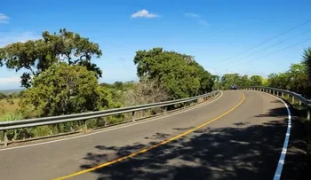 Presidente Medina inaugura Circuito Vial La Sierra, con 85 kms de carretera