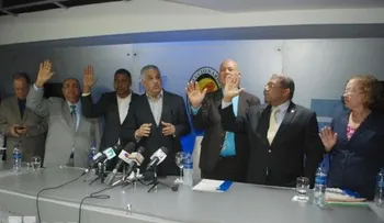 Dirigentes de Guido pasan a respaldar a Miguel Vargas