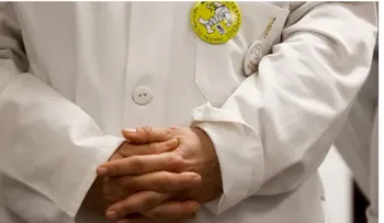 Más de 1,900 médicos pidieron ayuda por salud mental y adicción