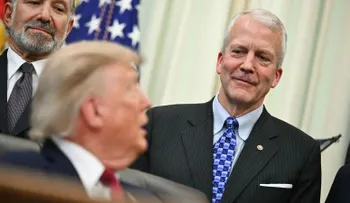 Departamento de Justicia de Trump demanda para frenar certificación del Senado en Alaska si Sullivan pierde