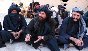 Tras 17 años de guerra, comandantes del Talibán dan señal de apertura a las conversaciones de paz