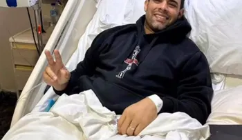 Albert Mena: De la Alfombra Roja a la Sala de Emergencias