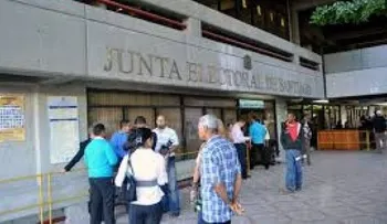 Hallan hombre muerto en Junta Electoral de Santiago