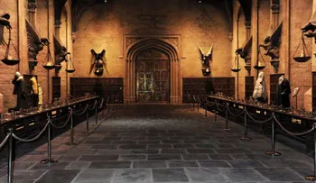 Celebra la Navidad en el comedor de Hogwarts