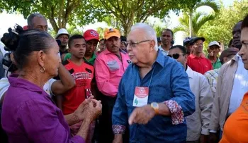 Energía y Minas continúa activo contra el dengue junto a comunitarios de Cotuí
