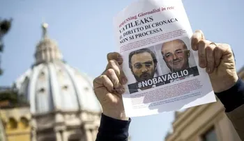 Tribunal absuelve a los dos periodistas procesados en el caso Vatileaks
