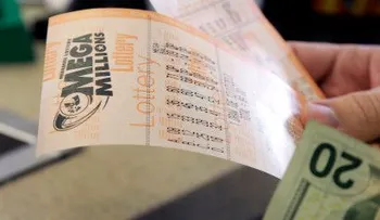 Dos hombres de Estados Unidos ganan lotería $636 millones
