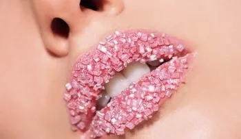Cómo exfoliar los labios de manera natural