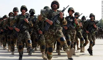 El ejército de Afganistán dio de baja a 100 combatientes extremistas en 24 horas