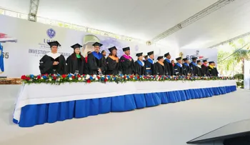Revolución de Abril: UASD rinde homenaje con graduación masiva