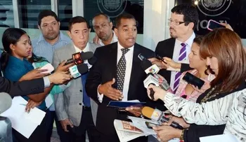 Interior y Policía juramenta 77 extranjeros como nuevos dominicanos