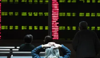 La bolsa china inicia una nueva semana con una caída del 5,3%