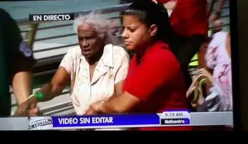 Ofrecen atención médica pasajeros del ferry incendiado (VIDEO)