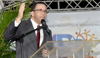 Ministro Andrés Navarro: la nueva escuela creará una sociedad de innovadores