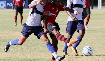 Bauger FC propina goleada por 6-2 a  Delfines del Este FC