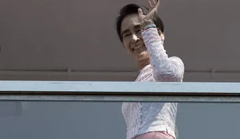 El partido de Suu Kyi obtiene una mayoría histórica en Myanmar