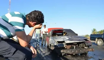 Carro se incendia en pleno elevado de la Kennedy