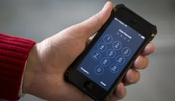 Hombre que hackeó las cuentas de George Bush y Hillary clintón se declara culpable