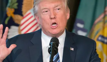 A 100 días de su presidencia, Donald Trump está confundiendo a sus críticos