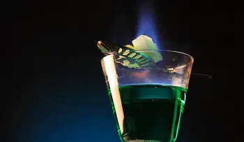 El Hada Verde: historia de la bebida más poderosa del mundo