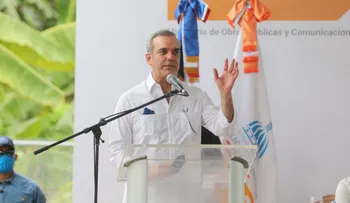 Presidente Abinader da primer picazo para construcción de circunvalación en Espaillat, que mejorará sustancialmente el tránsito vehicular en Moca